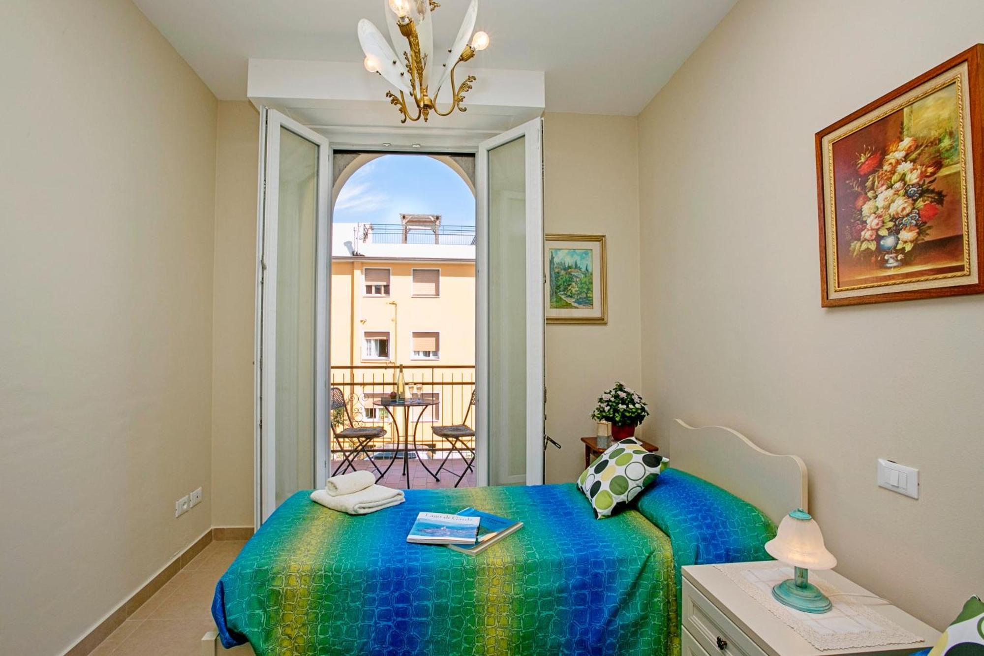Villa Mimosa - Appartamento 2 - Happy Rentals デセンツァーノ・デル・ガルダ エクステリア 写真